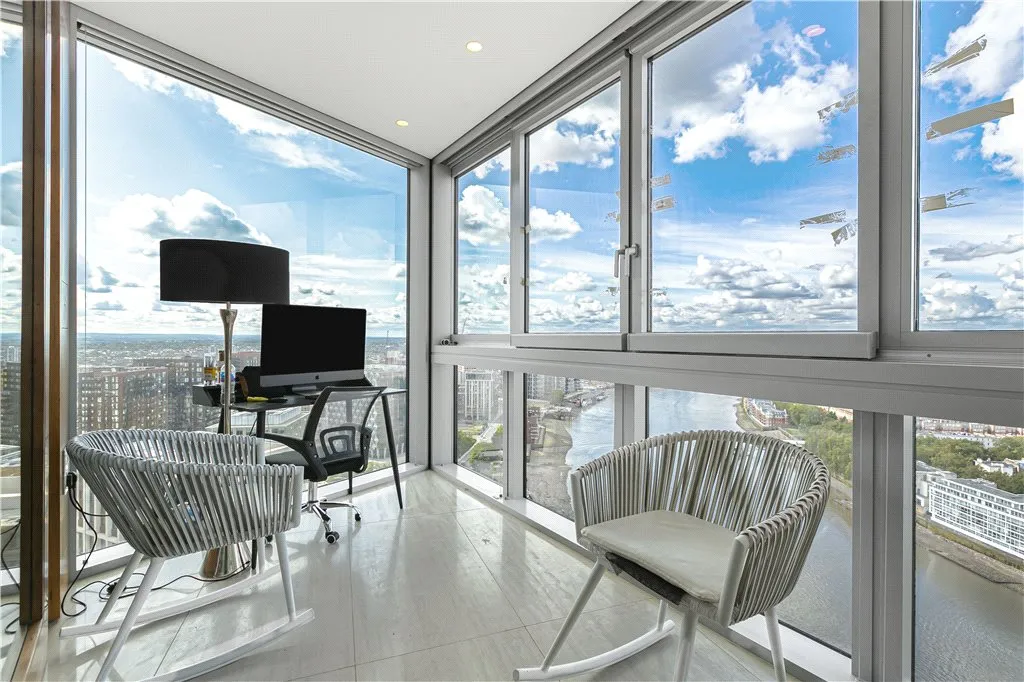 St. George Wharf, London, SW8, photo 2