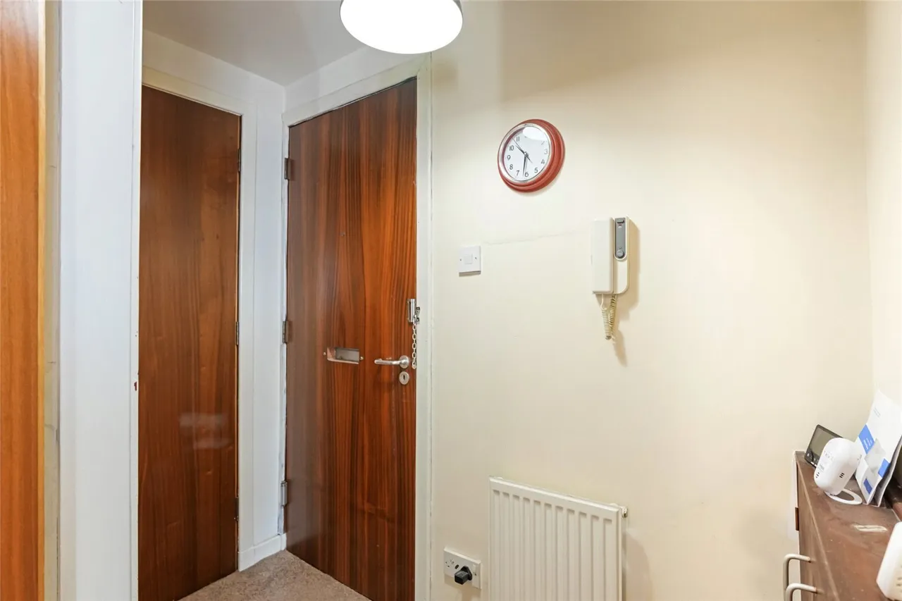 Main Street, Largs, KA30, photo 10