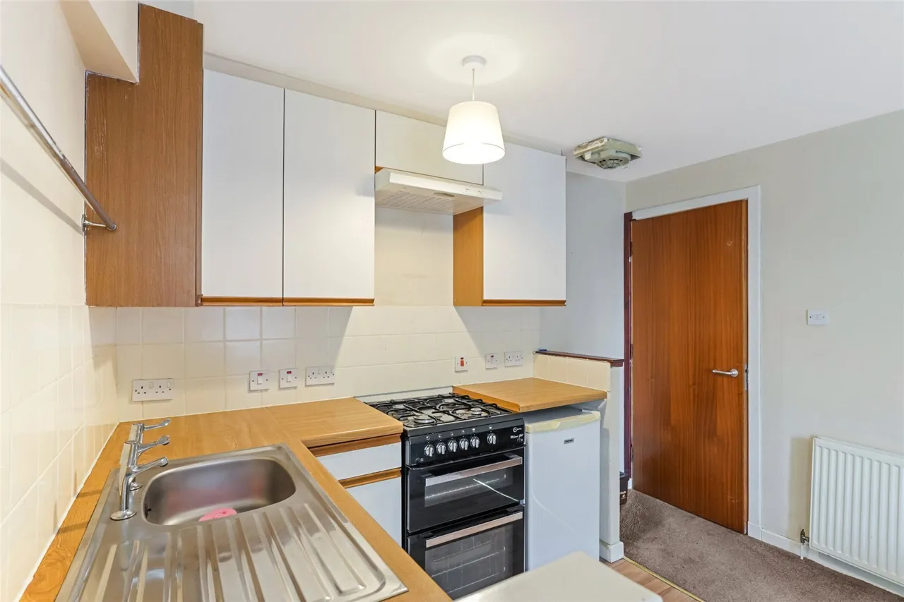 Main Street, Largs, KA30, photo 5