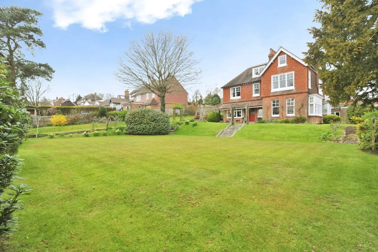 Bellhurst Road, Robertsbridge, TN32, photo 6