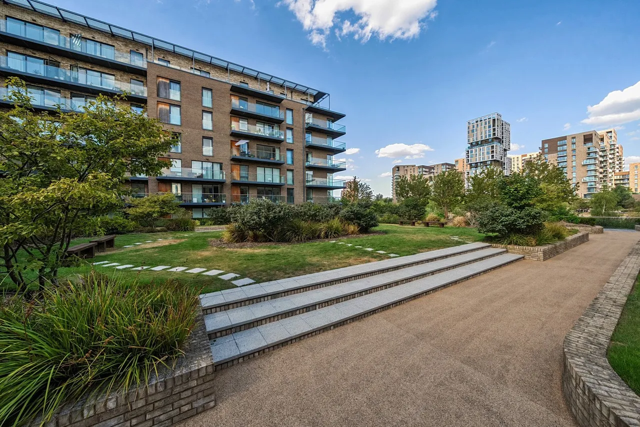 Handley Drive, SE3, photo 15