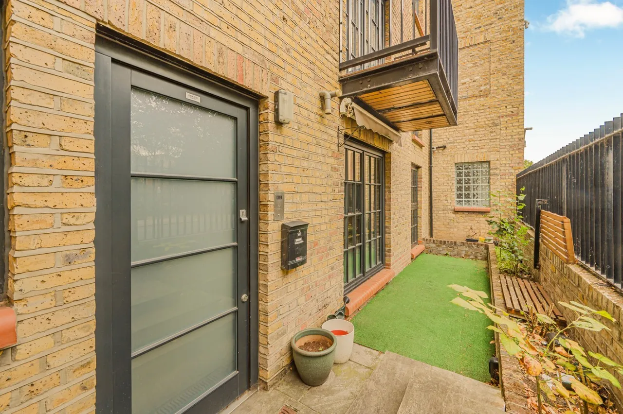 Lough Road, Islington, N7, photo 12