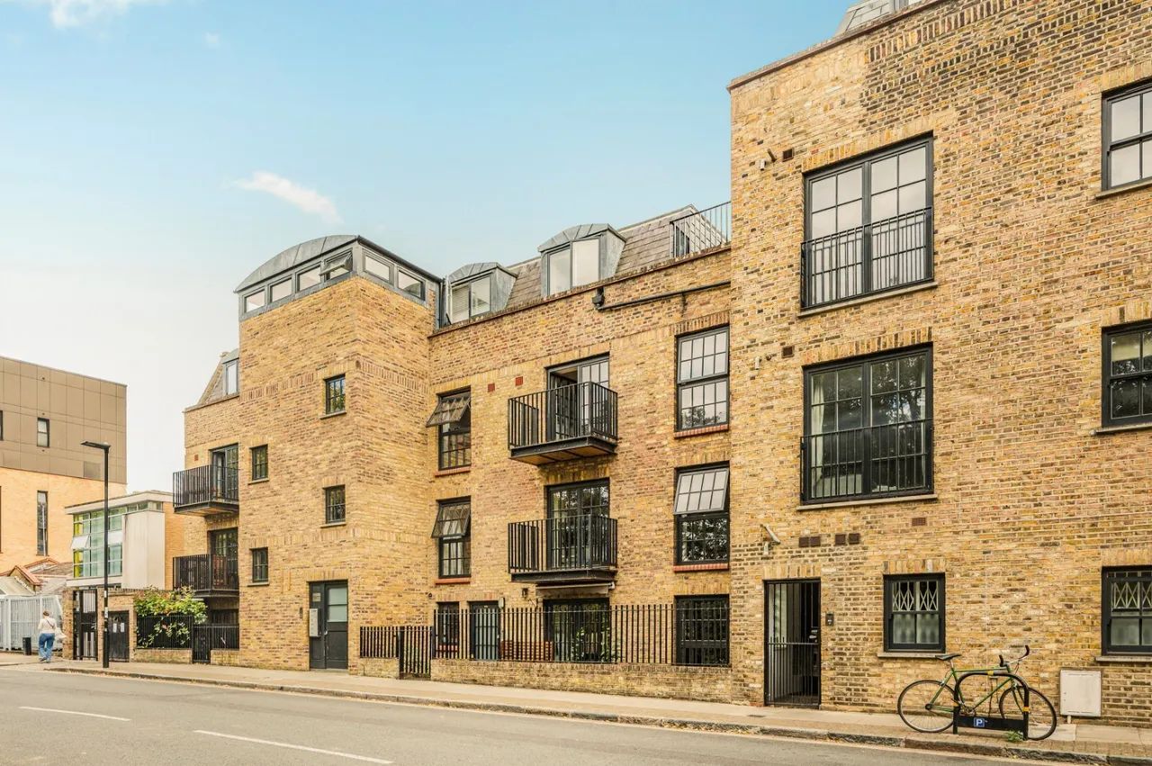 Lough Road, Islington, N7, photo 4