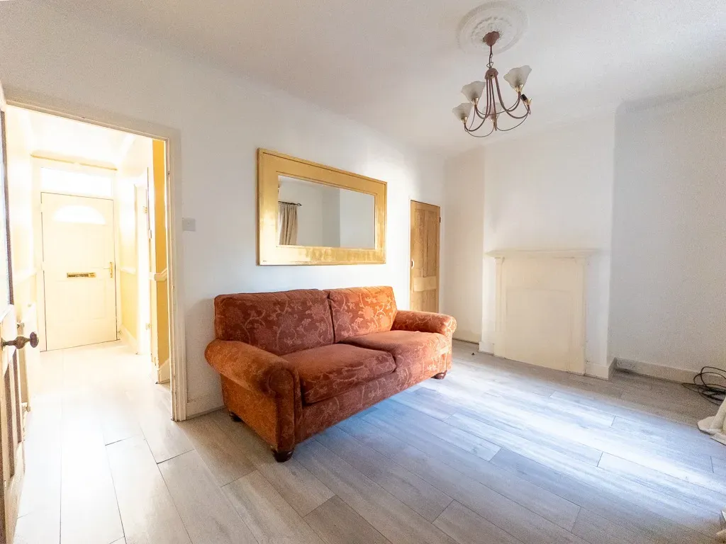 Bassant Road, Plumstead, London, SE18 2NP, photo 4
