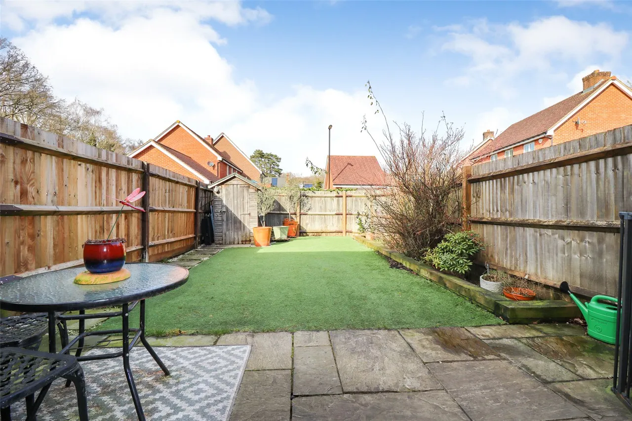 Kukri Gardens, Church Crookham, Fleet, Hampshire, GU52 8EU, photo 9