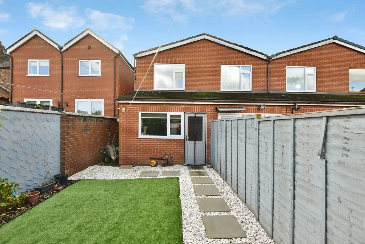 High Street, Halmer End, ST7, photo 15