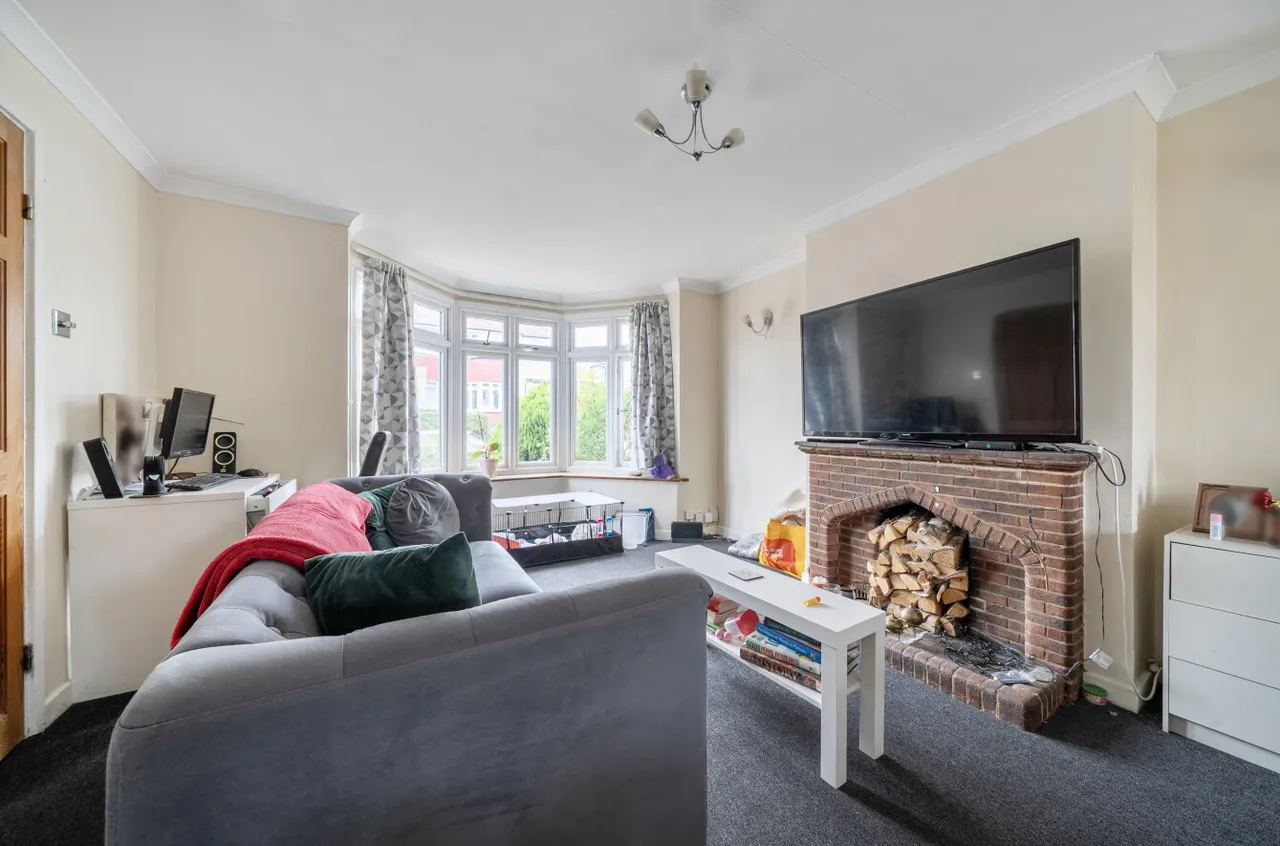 Woodview Road, BR8, photo 9