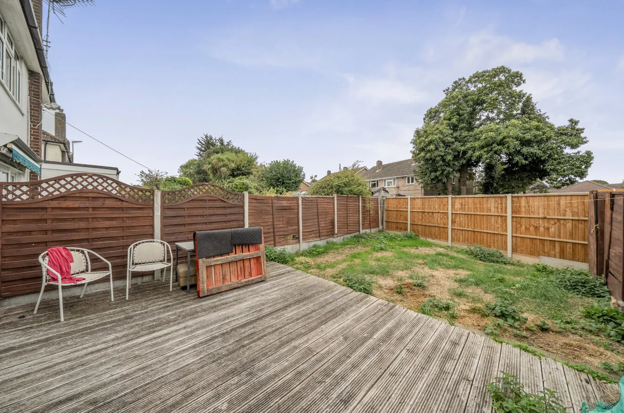 Woodview Road, BR8, photo 18
