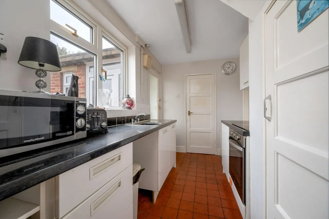 Willoughby Road, Stamford, PE9, photo 4