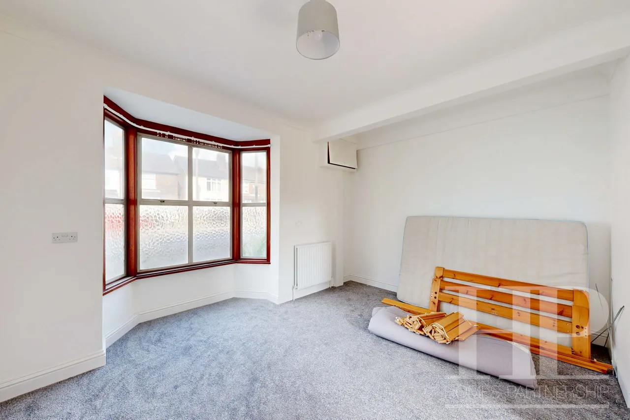 1 bed property to rent, Balcombe Road, Horley, RH6