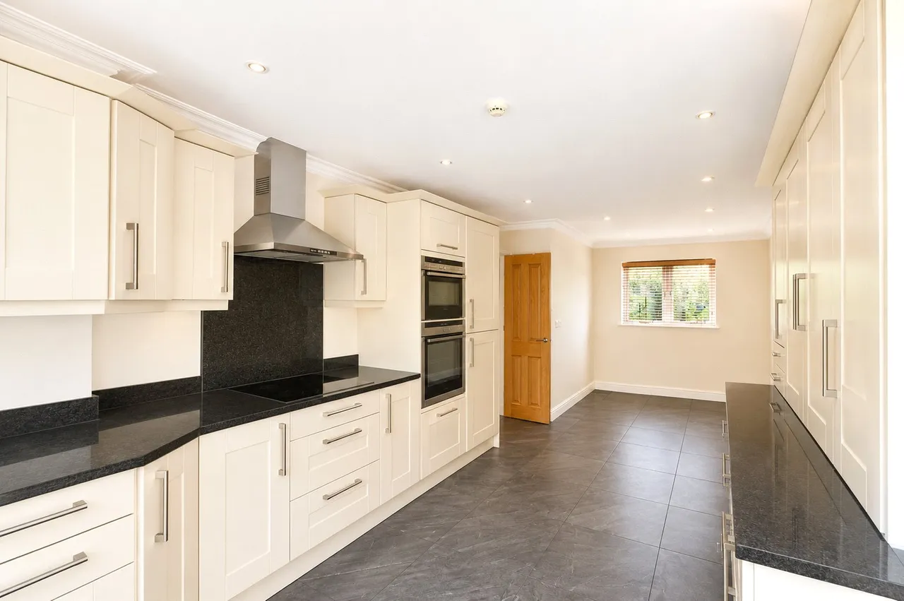 Chestnut Way, Godalming, GU7, photo 5