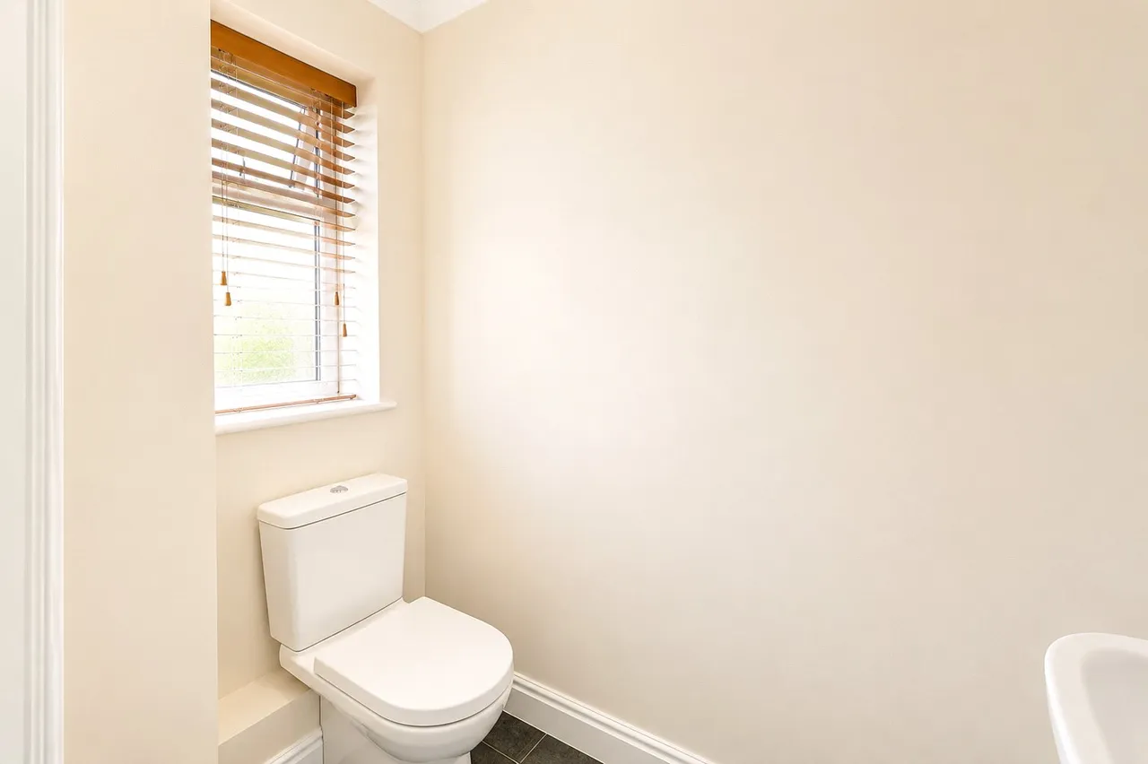 Chestnut Way, Godalming, GU7, photo 7