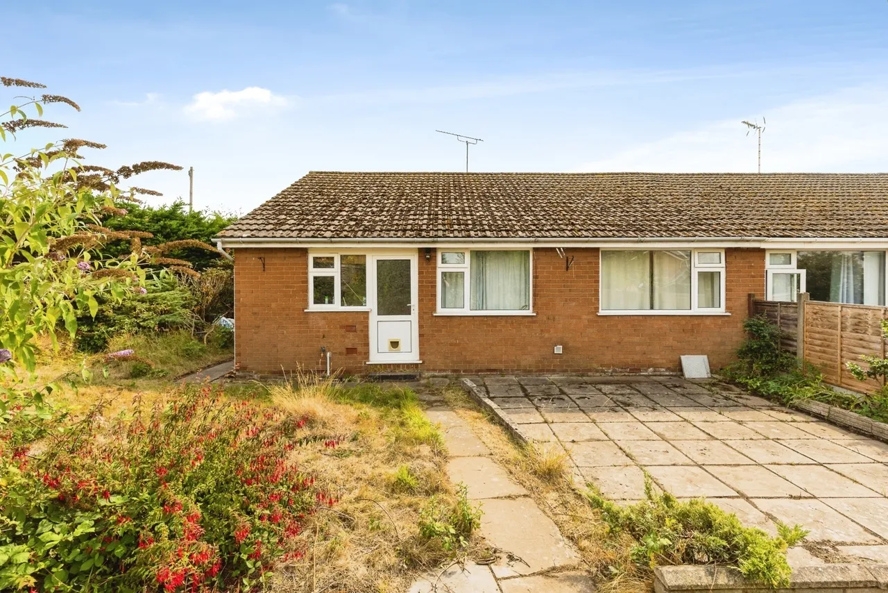 Norfolk Road, Borras, LL12, photo 5