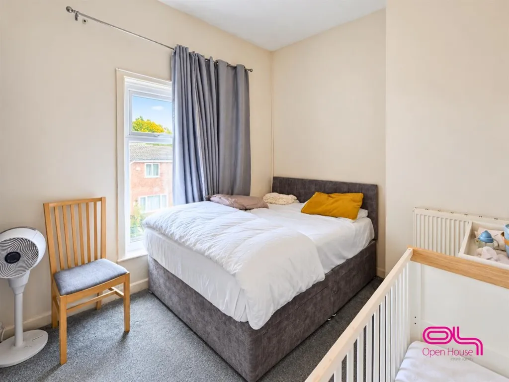 St. Thomas Street, Bolton, BL1, photo 8