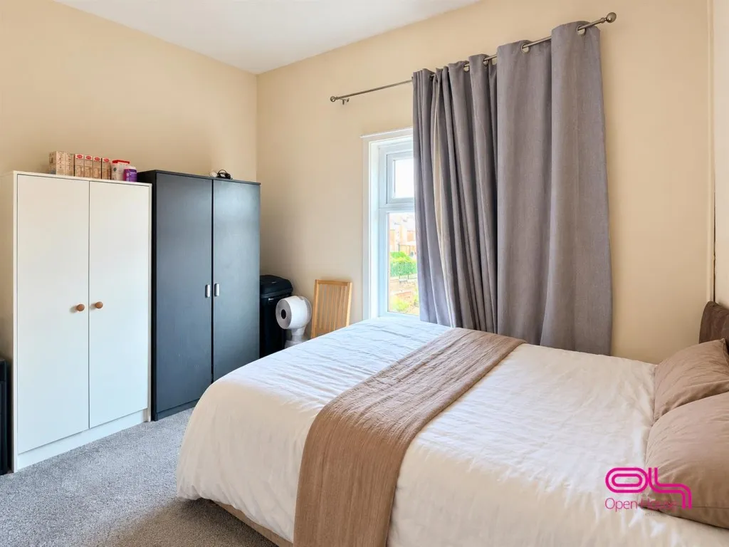 St. Thomas Street, Bolton, BL1, photo 11