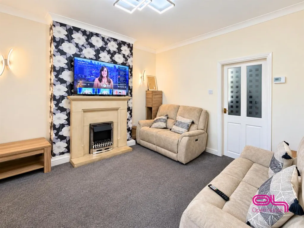 St. Thomas Street, Bolton, BL1, photo 3
