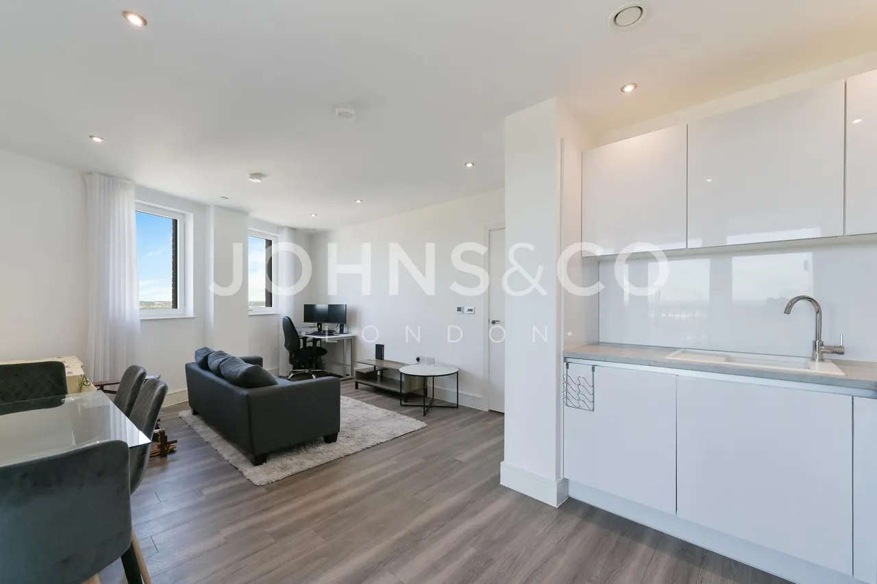 Healum Avenue, Southall, UB2, photo 2