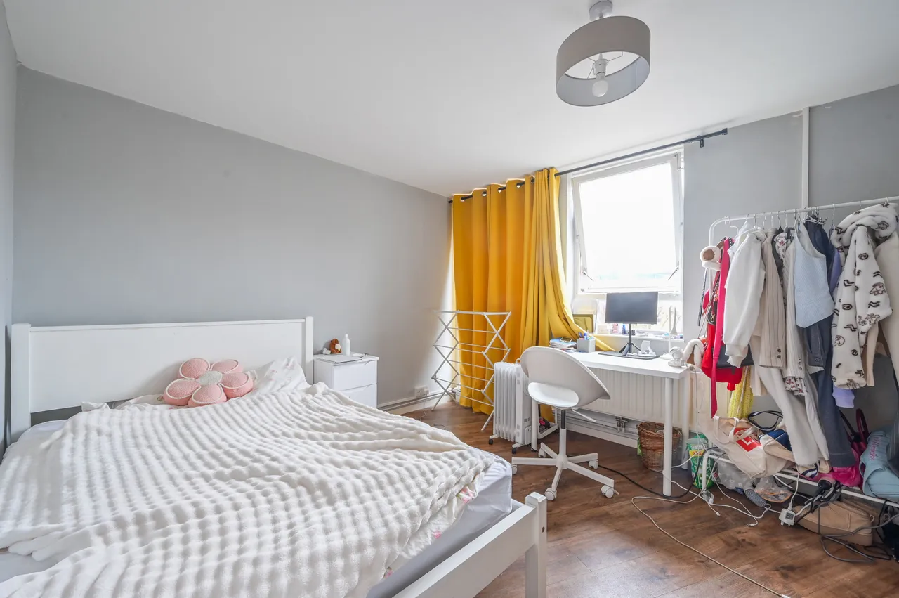 104 Burr Close, London, photo 6