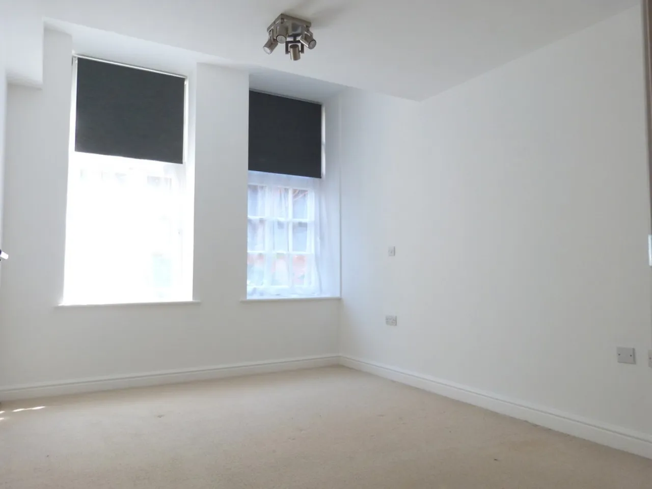 Northwick Avenue, WR3, photo 5