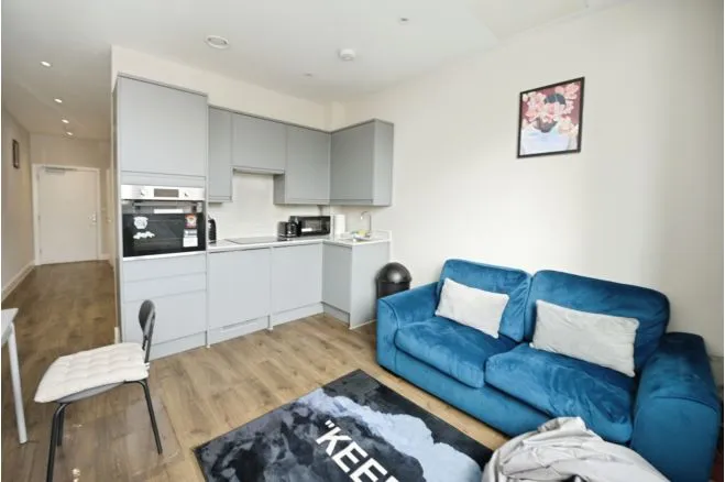 Victoria Road, Romford, RM1, photo 3