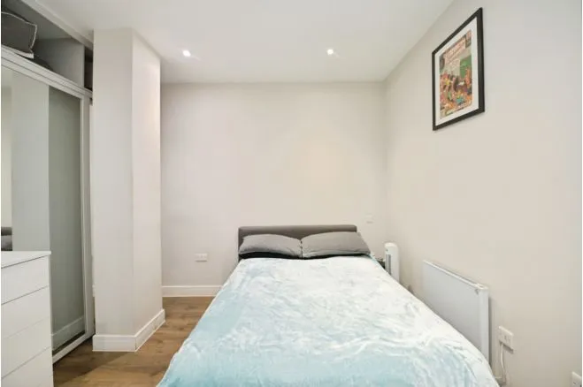 Victoria Road, Romford, RM1, photo 13