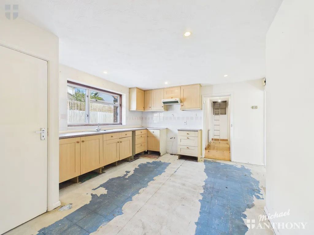 Tor-bay, Quainton, HP22 4AX, photo 5