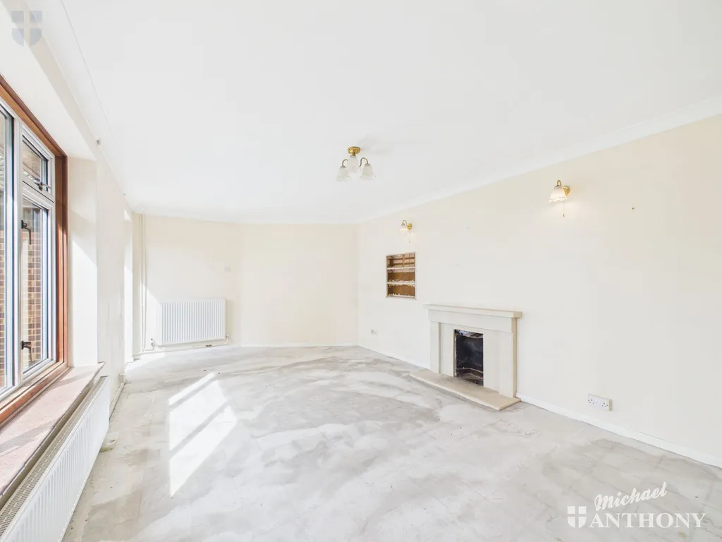 Tor-bay, Quainton, HP22 4AX, photo 3
