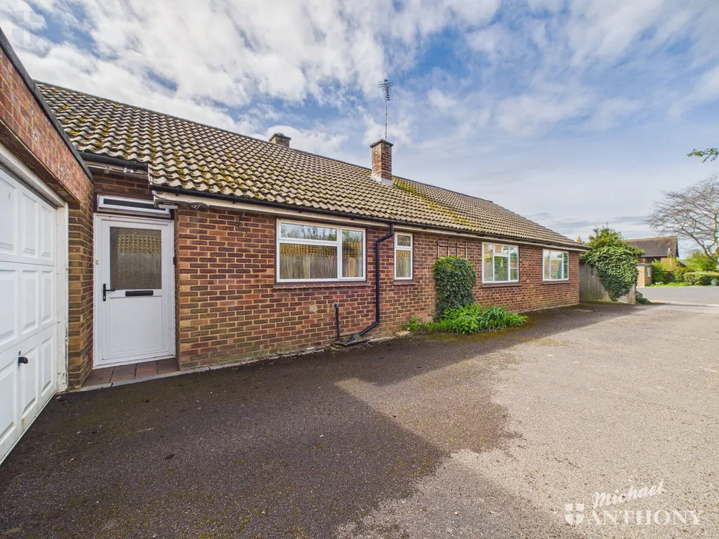 Tor-bay, Quainton, HP22 4AX, photo 18