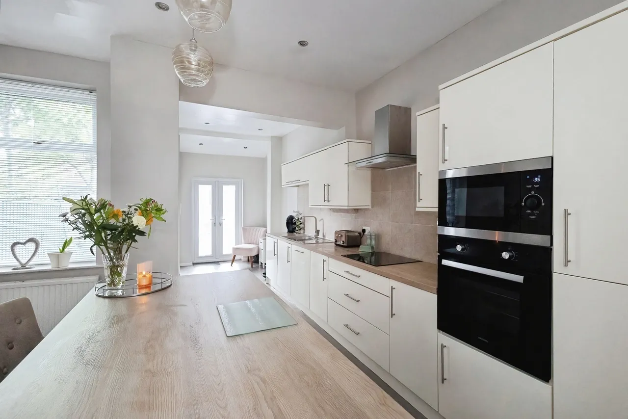 Lower Bents Lane, Bredbury, Stockport, Greater Manchester, SK6, photo 6
