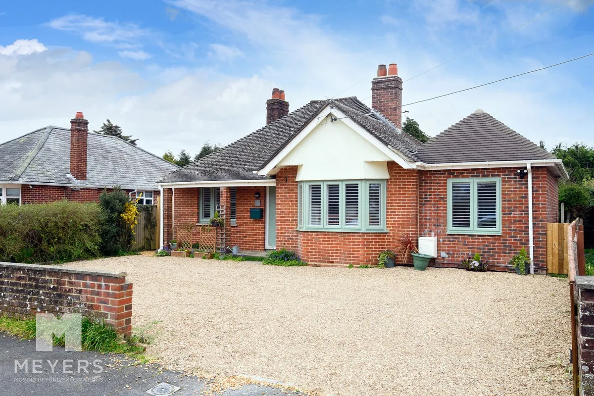 3 bed house for sale, Highfield Road, Ringwood, BH24