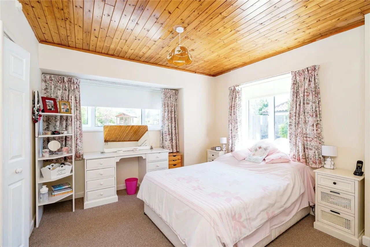 Tunstead Road, Hoveton, Norfolk, NR12, photo 7