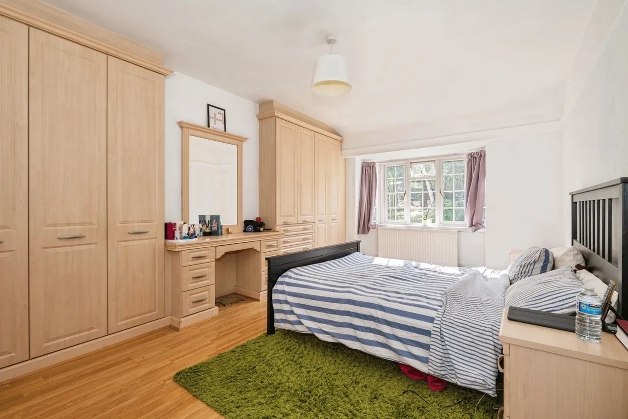 Woodcote Valley Road, Purley, CR8, photo 8