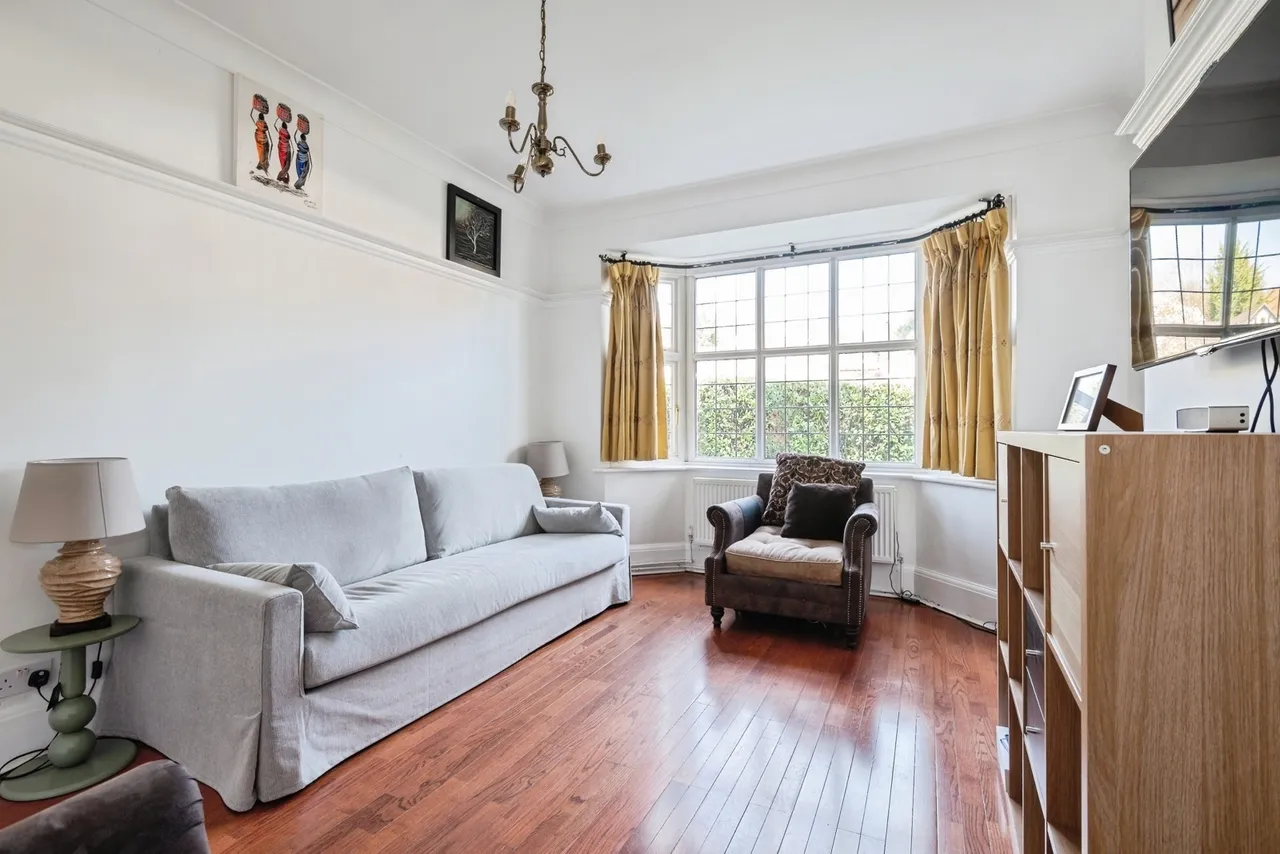 Woodcote Valley Road, Purley, CR8, photo 19