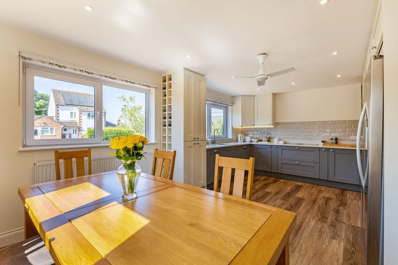 Churchfields, Kingsley, GU35, photo 2