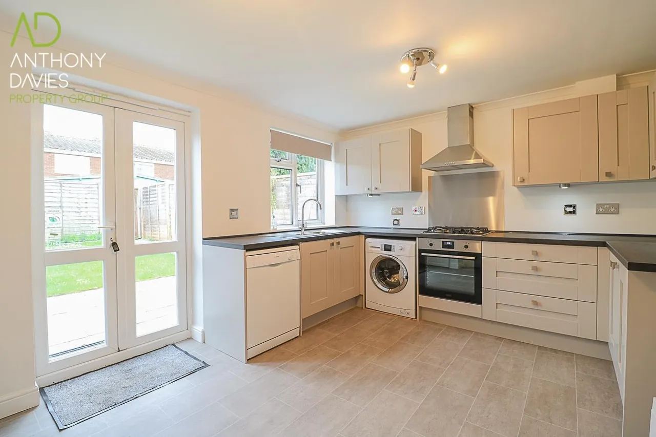 Woolmans Close, Broxbourne, EN10, photo 2