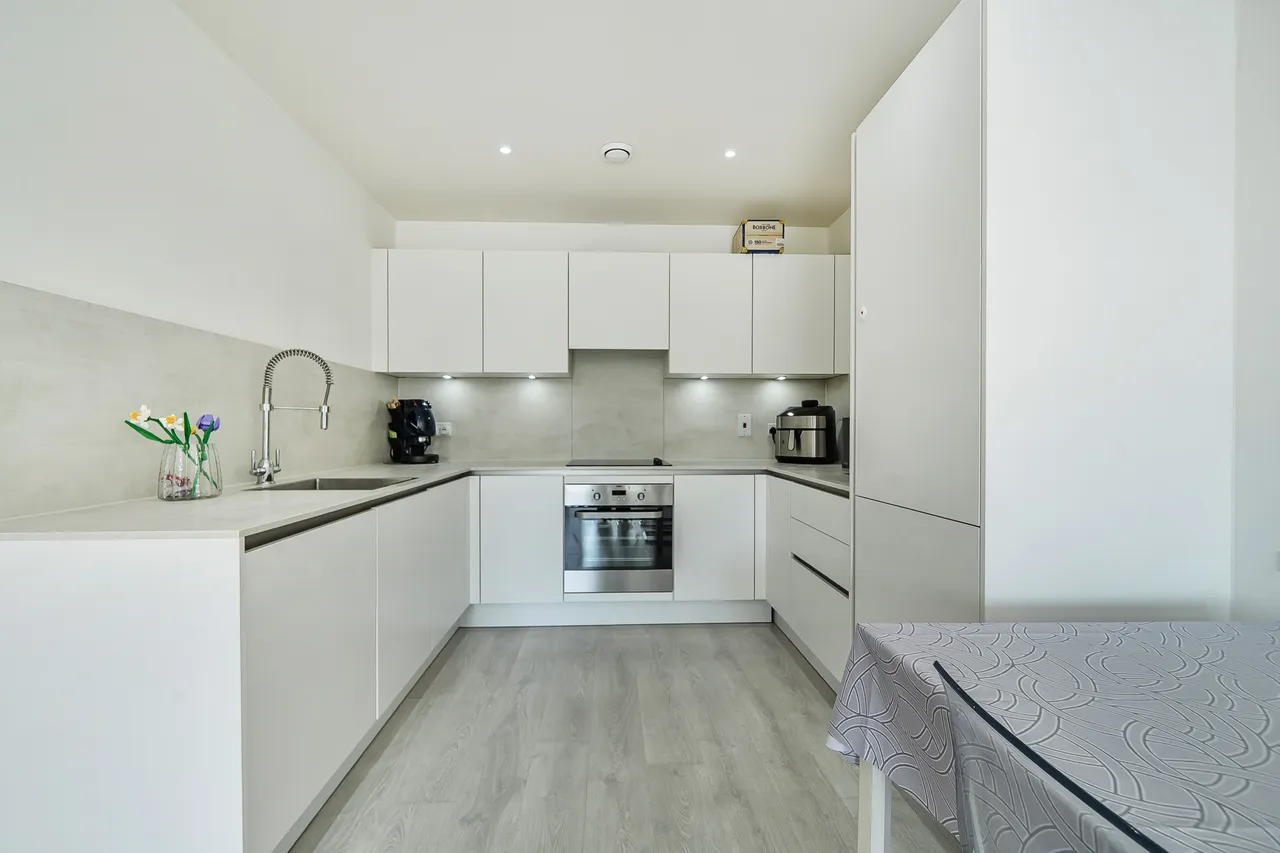 Flat 8, Cadmium Apartments, HARROW, photo 3
