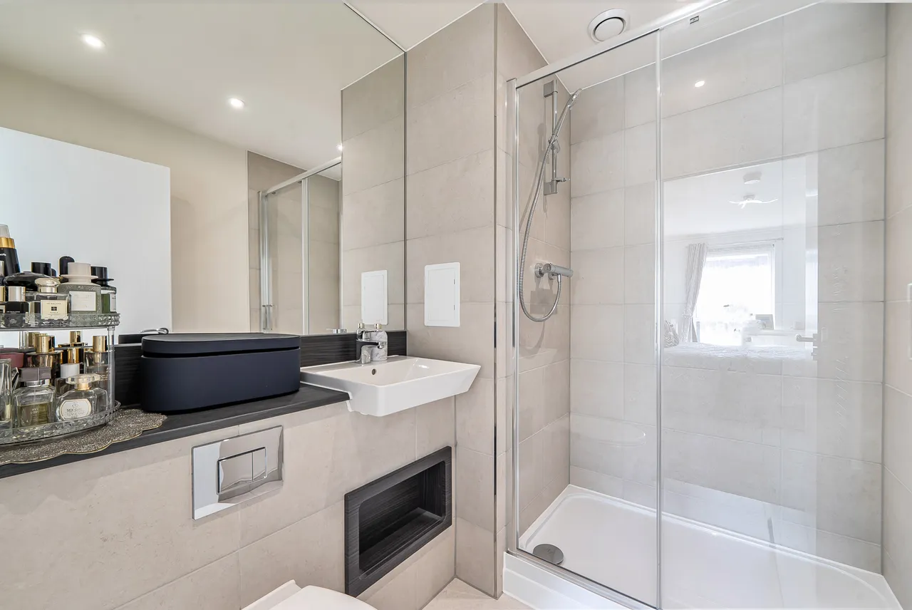 Flat 8, Cadmium Apartments, HARROW, photo 9