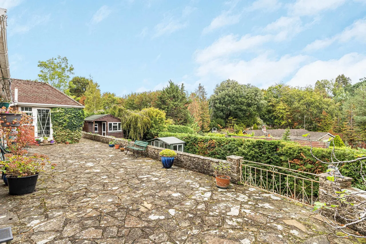 Sandrock Hill Road, Wrecclesham, GU10, photo 9