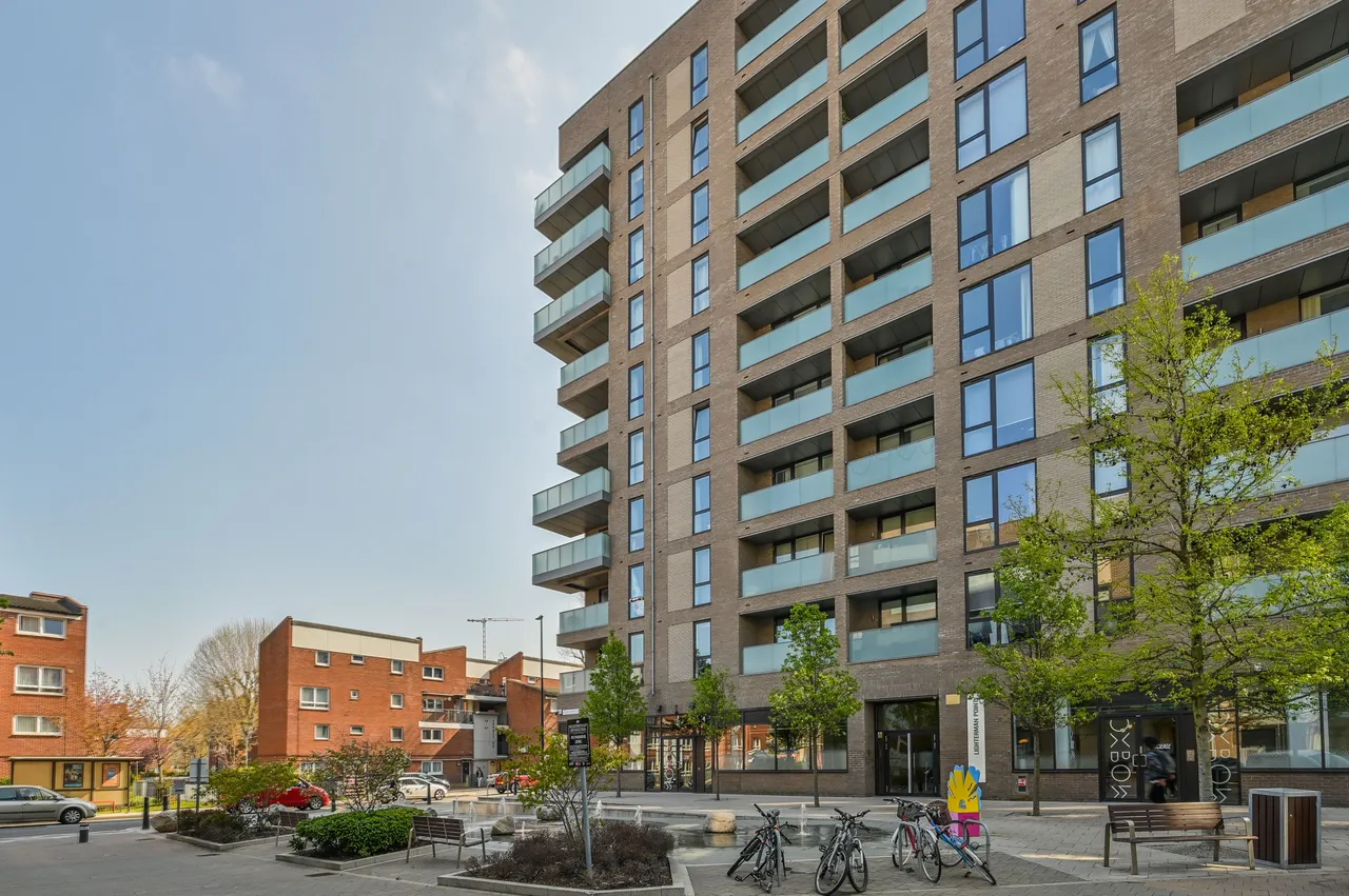 1 bed flat for sale, London, E14