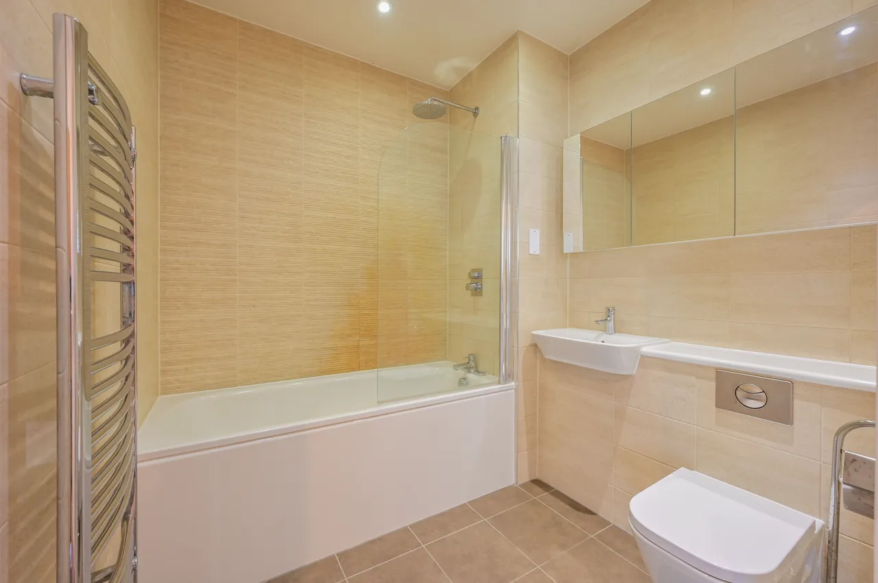London, E14, photo 5
