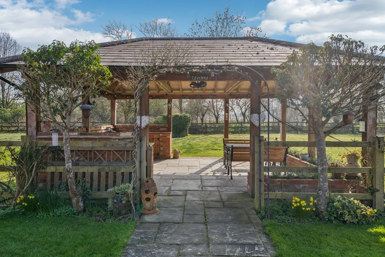 Dropmore Road, Burnham, SL1, photo 19