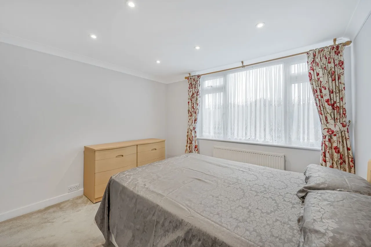 Approach Road, Ashford, TW15, photo 15