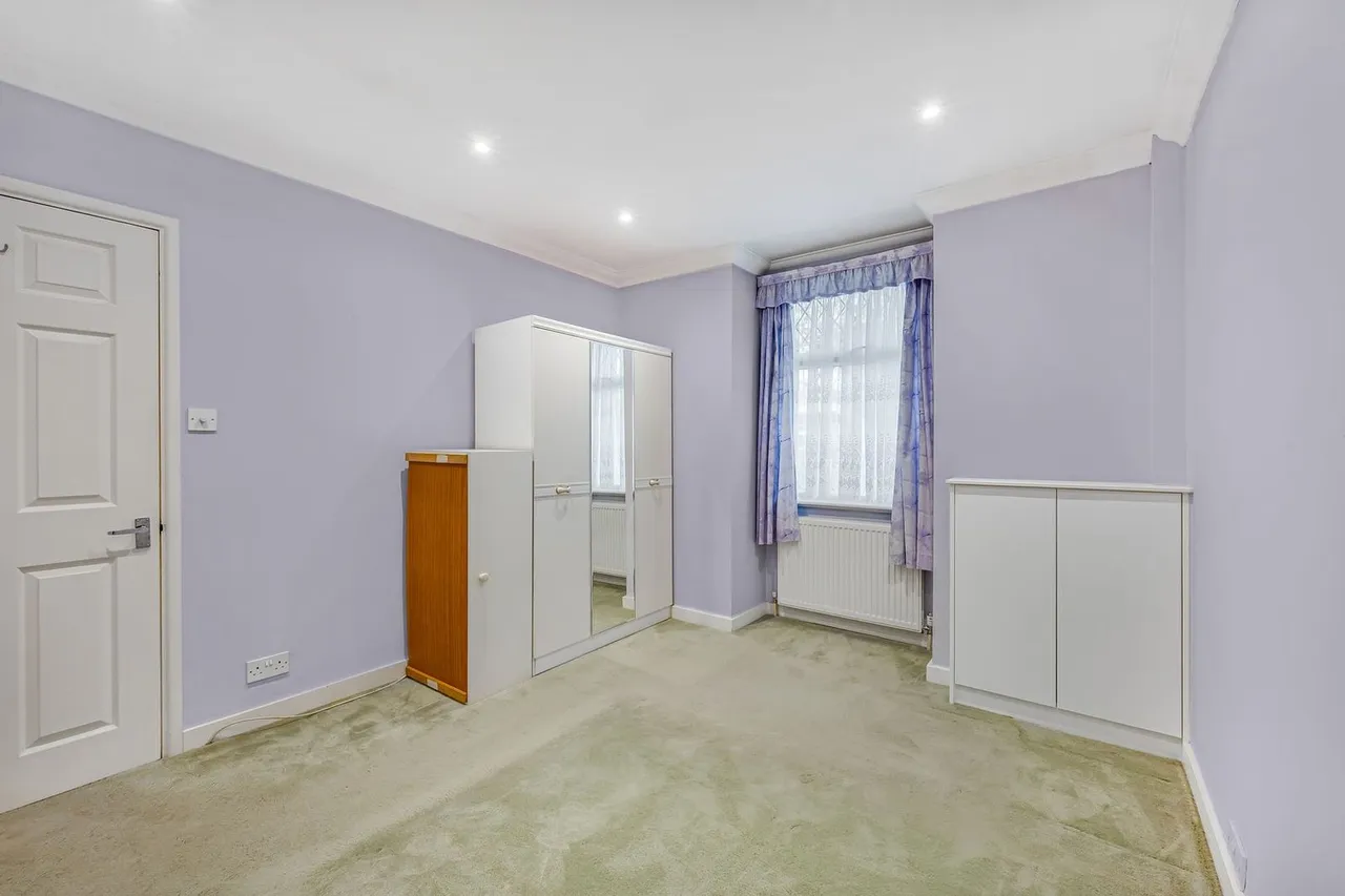 Approach Road, Ashford, TW15, photo 17
