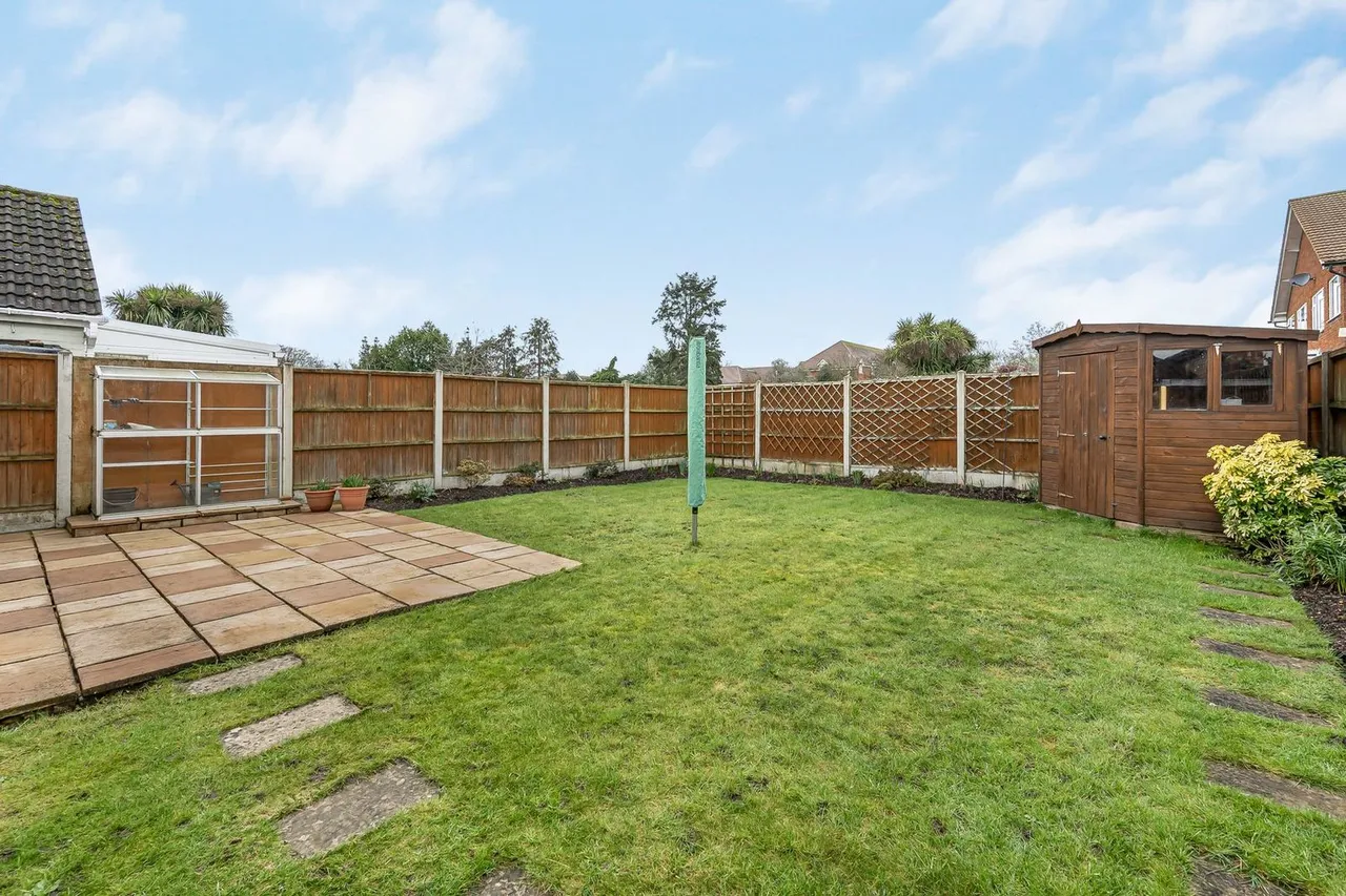 Approach Road, Ashford, TW15, photo 26