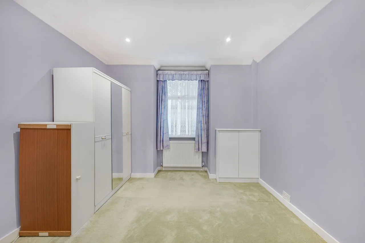 Approach Road, Ashford, TW15, photo 18