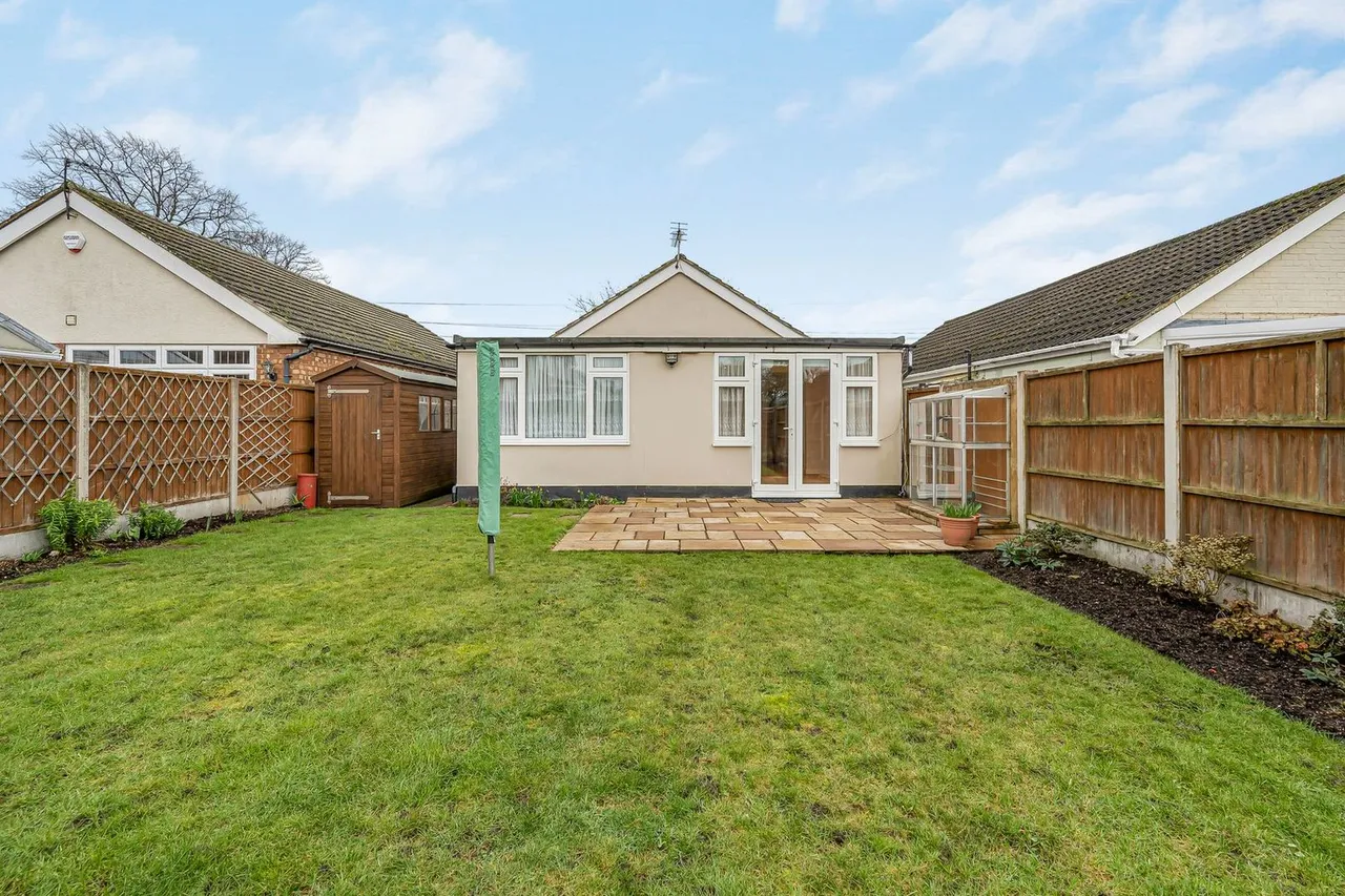 Approach Road, Ashford, TW15, photo 2