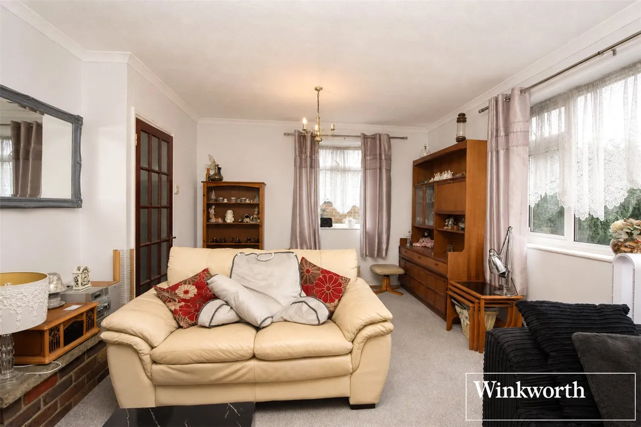 Caishowe Road, Borehamwood, WD6, photo 5