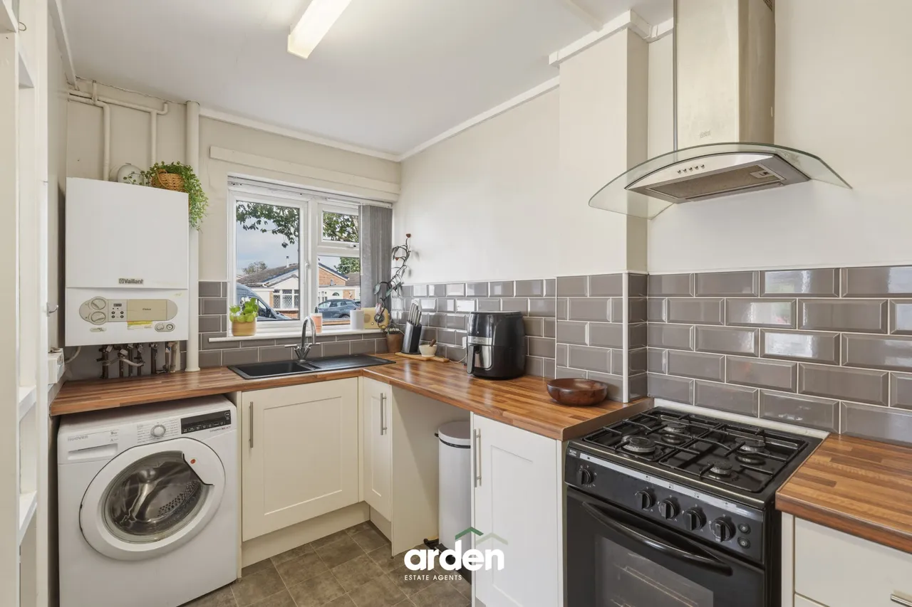 Foredrove Lane, Solihull, B92, photo 5