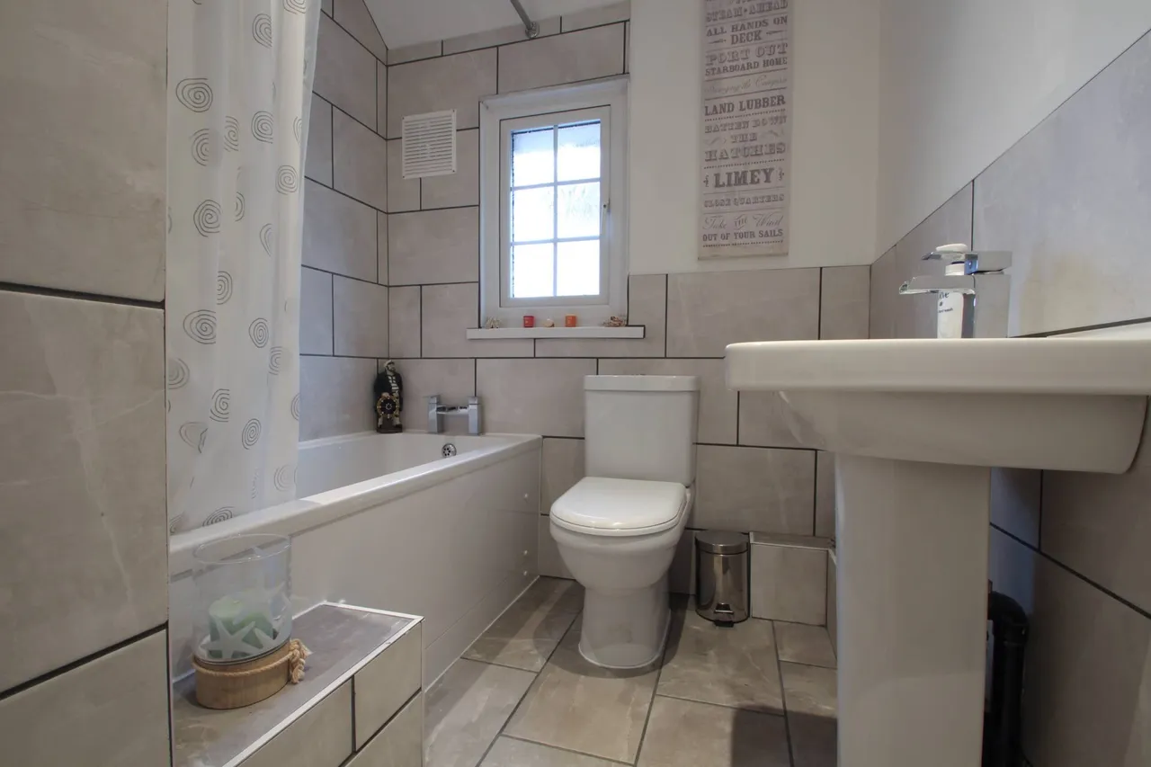 Plymstock Road, Welling, photo 8