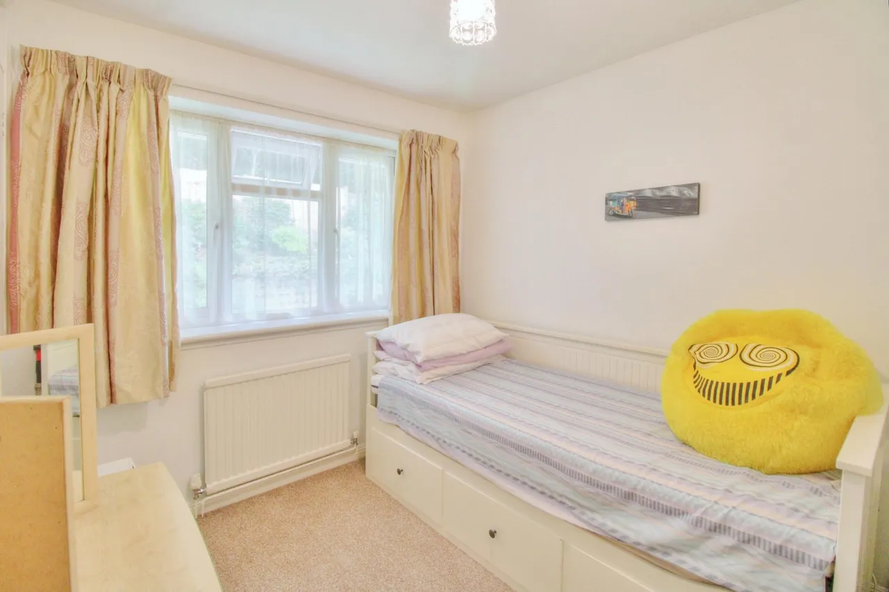 Beech Glen, Bracknell, RG12, photo 16